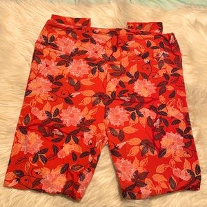 Lularoe Tall and Curvy Floral Leggings